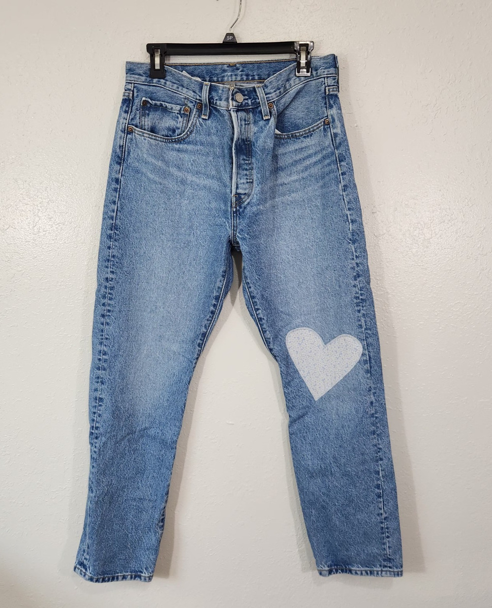 Levi's 501 Jeans Womens 10 Heart Patch Button Fly Straight Leg Light Wash Y2K